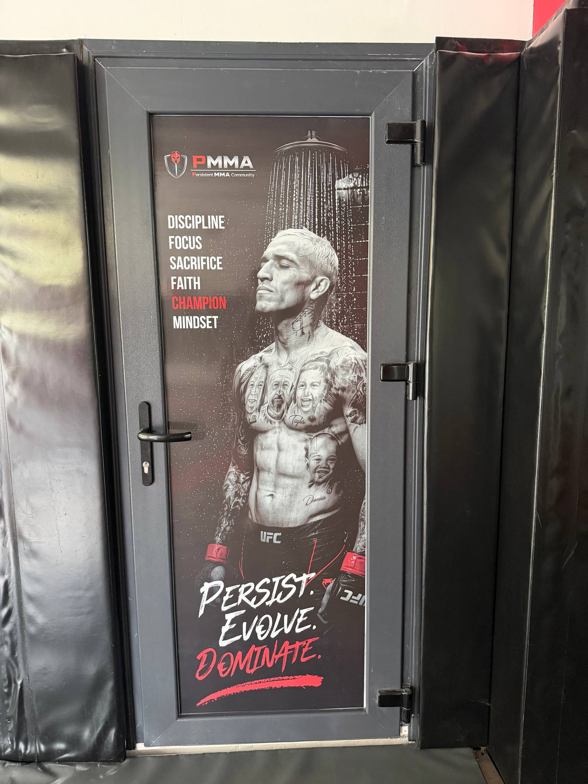 Interior Oracal Vinyl Graphics Design for «PMMA» Fight Club 3.2